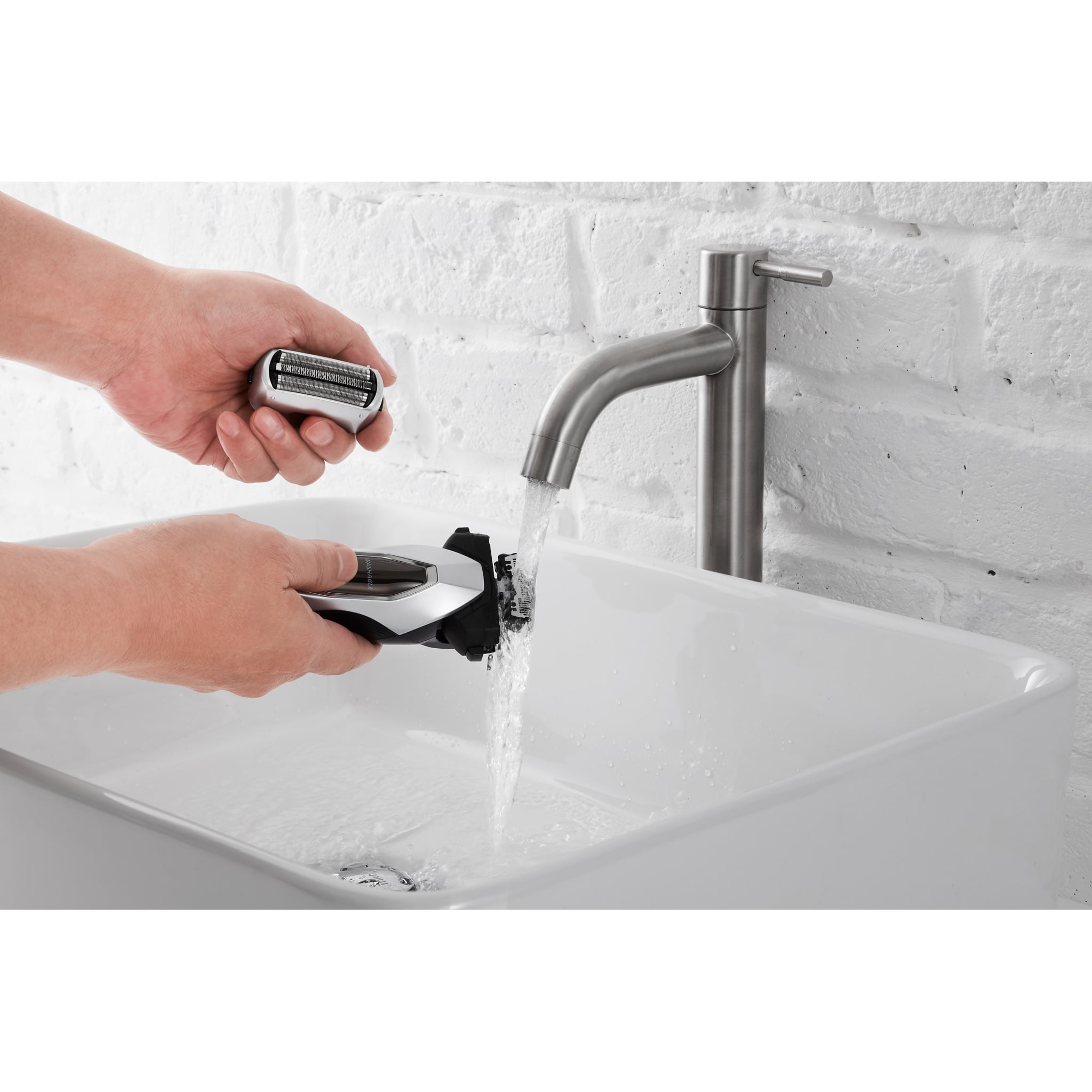 Panasonic 3-Blade 8,700cpm Wet & Dry Rechargeable Shaver