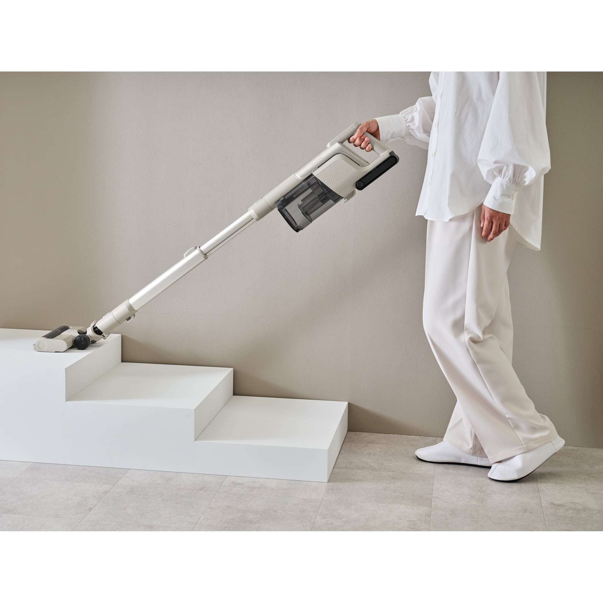 Panasonic 180W 70AW Cordless Stick Vacuum Cleaner
