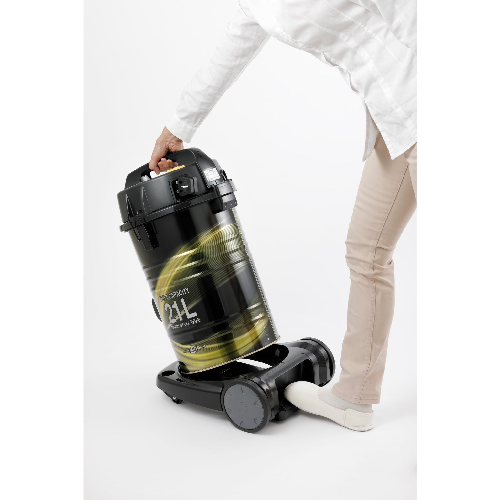 Panasonic 2300W 23L Drum Vacuum Cleaner