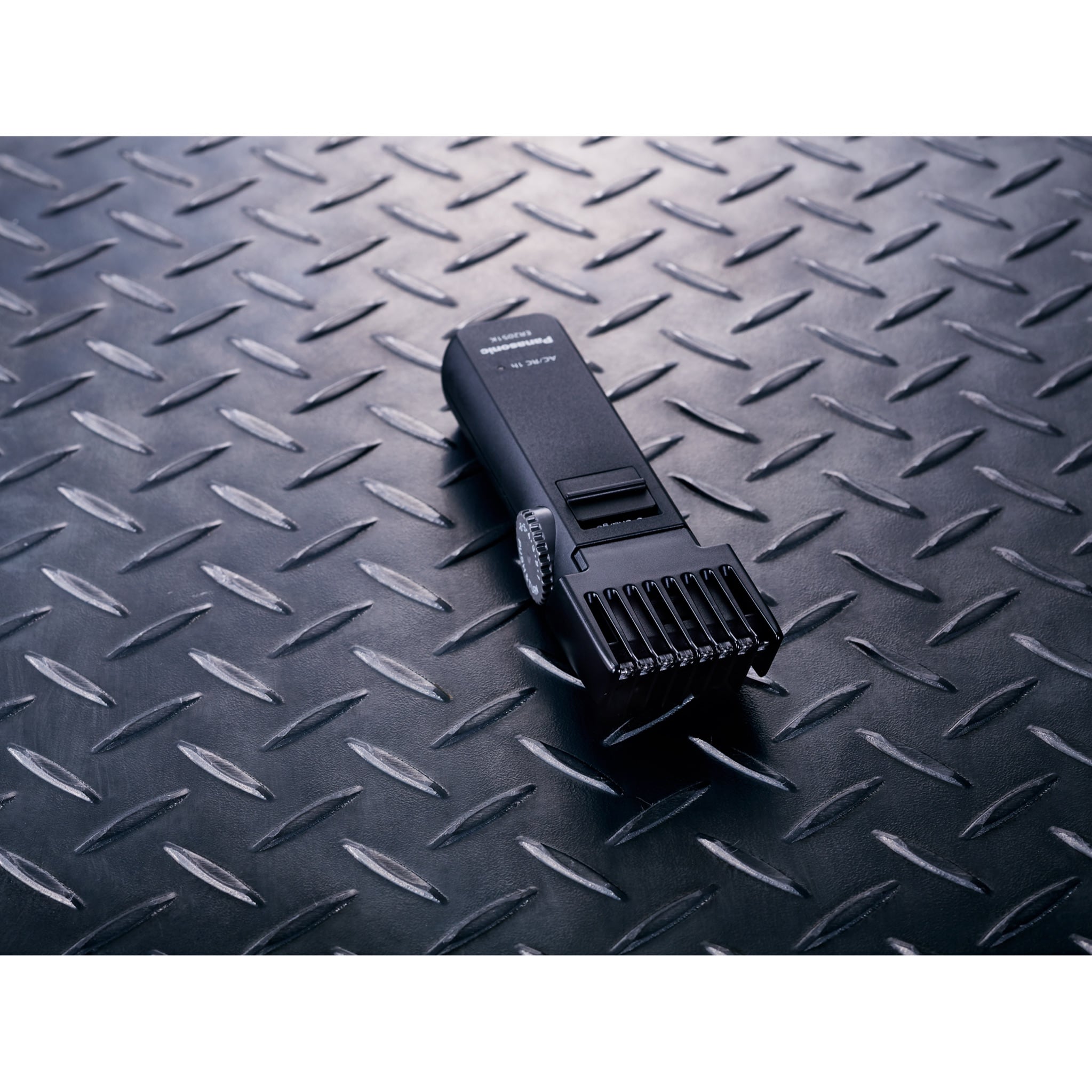 Panasonic Rechargeable Beard Trimmer Made in Japan 2–18mm
