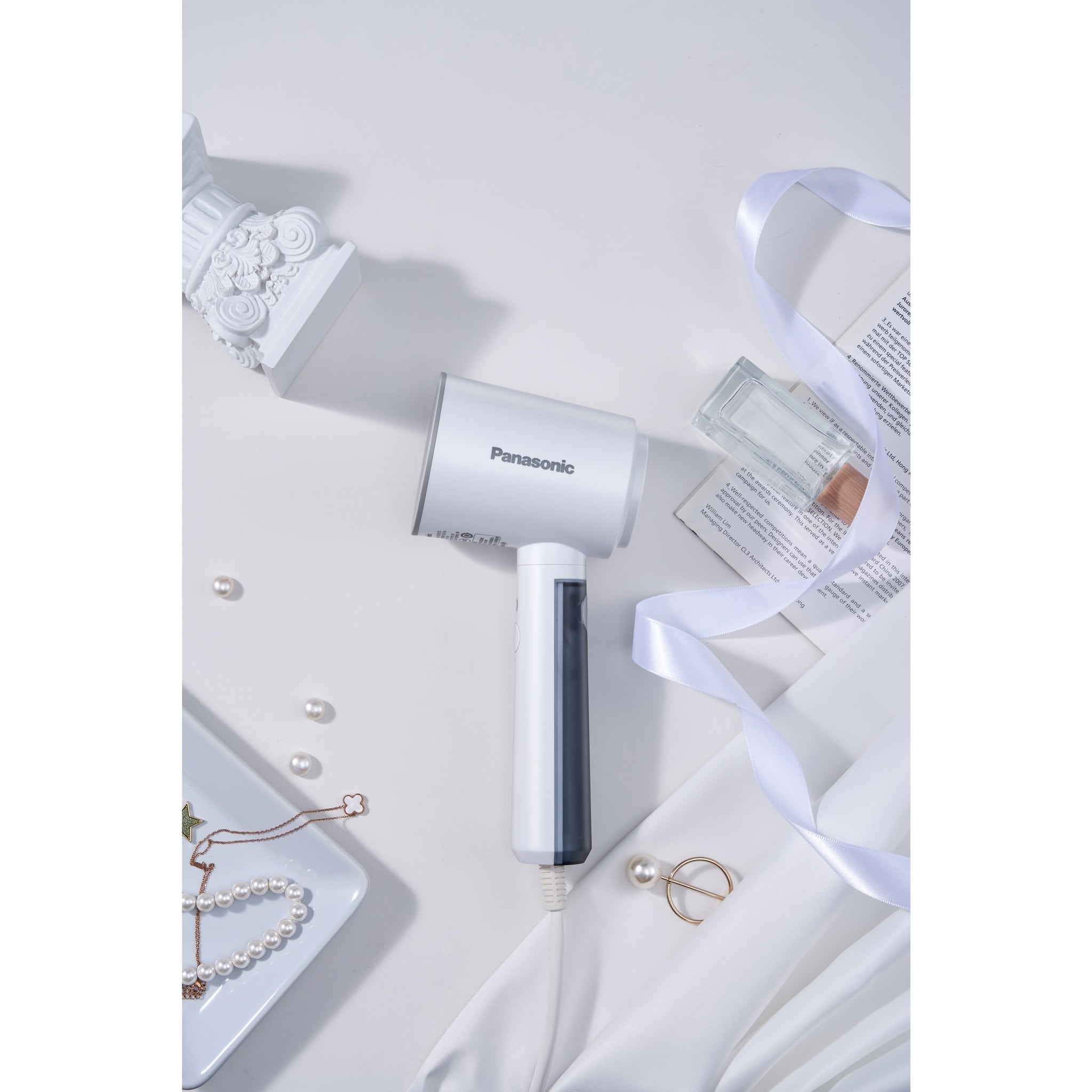 Panasonic 1570W Compact Handheld Garment Steamer