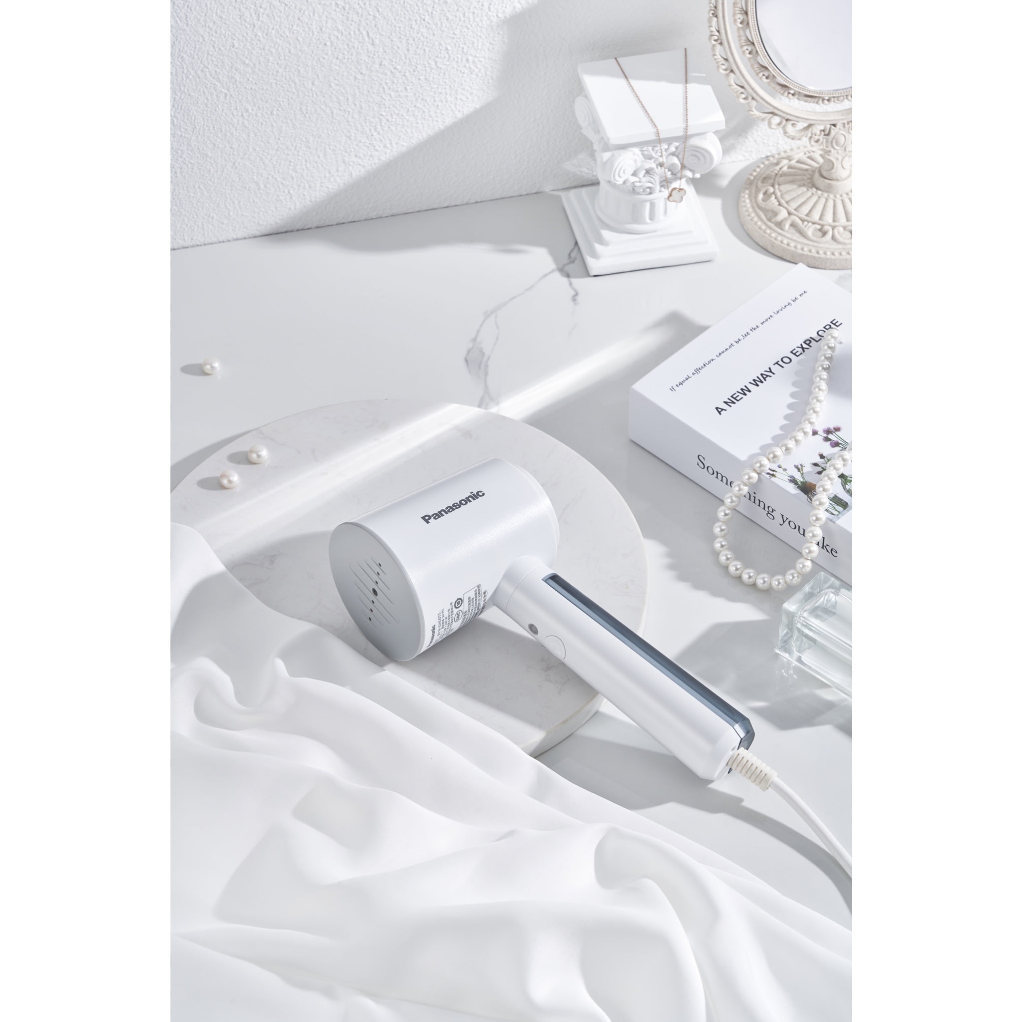 Panasonic 1570W Compact Handheld Garment Steamer