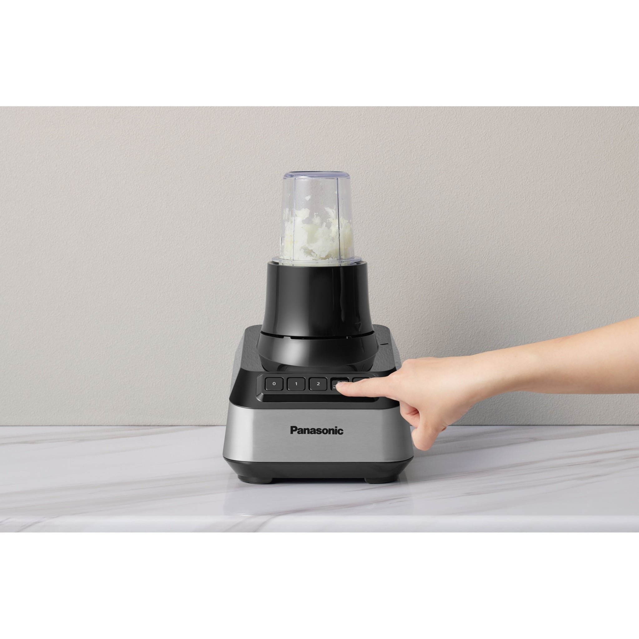 Panasonic 800W 2L Plastic Jug Blender